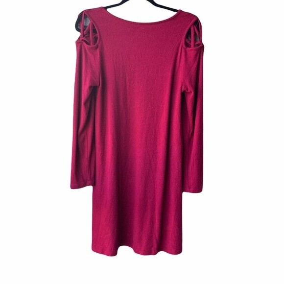 Francesca’s Collections Knit Dress Red Cut Out Shoulder Size M - Picture 2 of 5